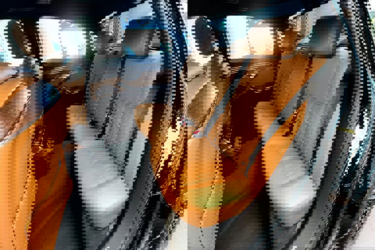 Used 2024 Audi A8 L 3.0T image 20