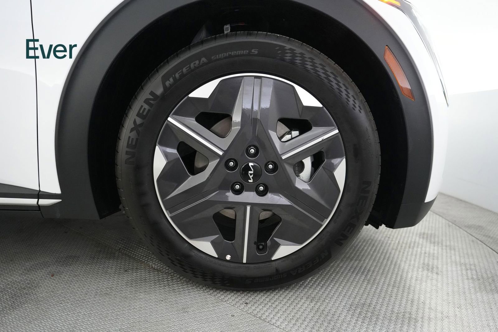 Used 2025 Kia EV6 Light RWD image 20