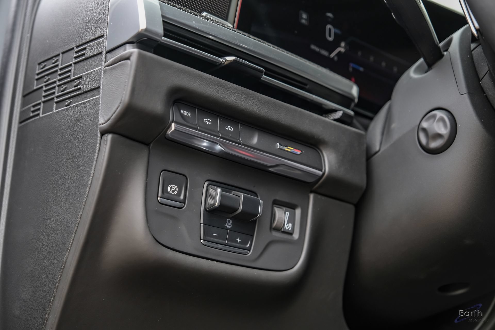 Used 2025 Cadillac Escalade V w/ LPO, Floor Liner Package AWD/4WD image 52