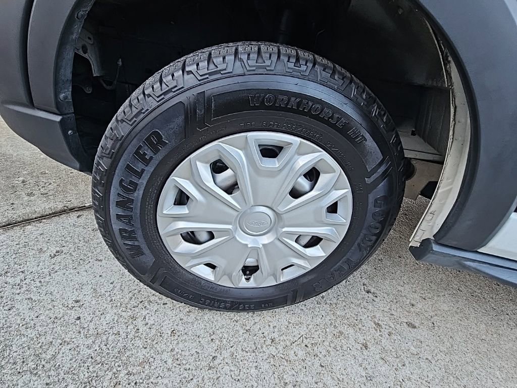 Used 2022 Ford E-Transit Low Roof w/ Load Area Protection Package image 29