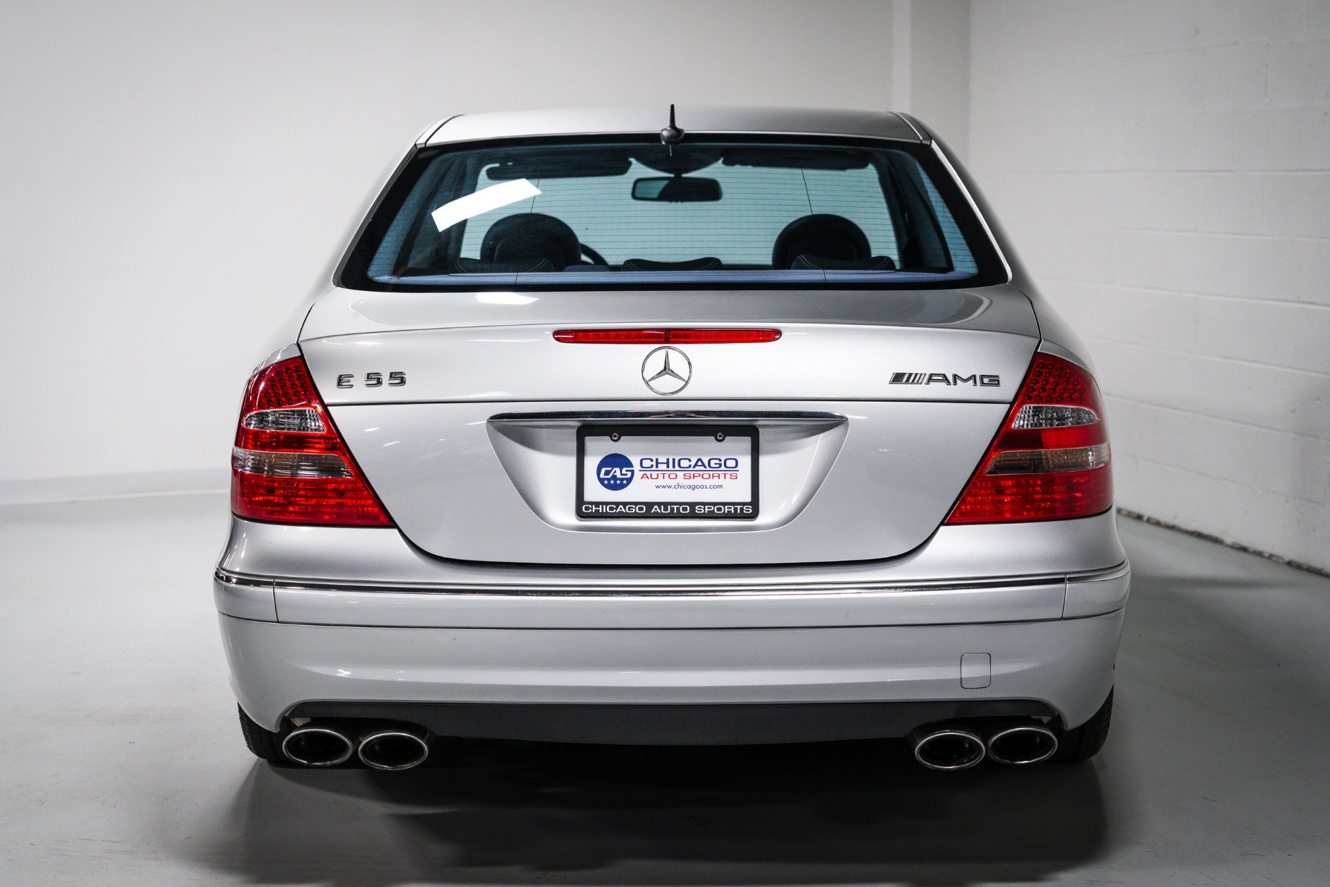 Used 2005 Mercedes-Benz E 55 AMG Sedan image 4