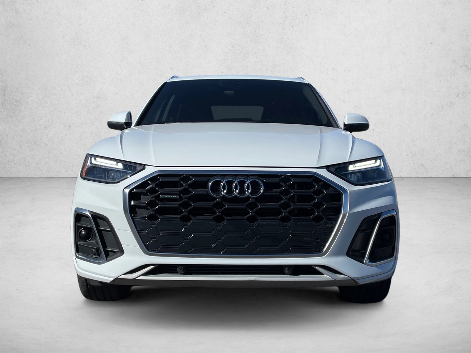 Used 2021 Audi Q5 e Premium w/ Convenience Package AWD/4WD image 2