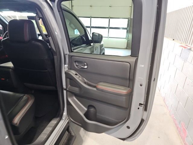 Used 2025 Nissan Frontier PRO-4X w/ Pro Premium Package AWD/4WD image 22