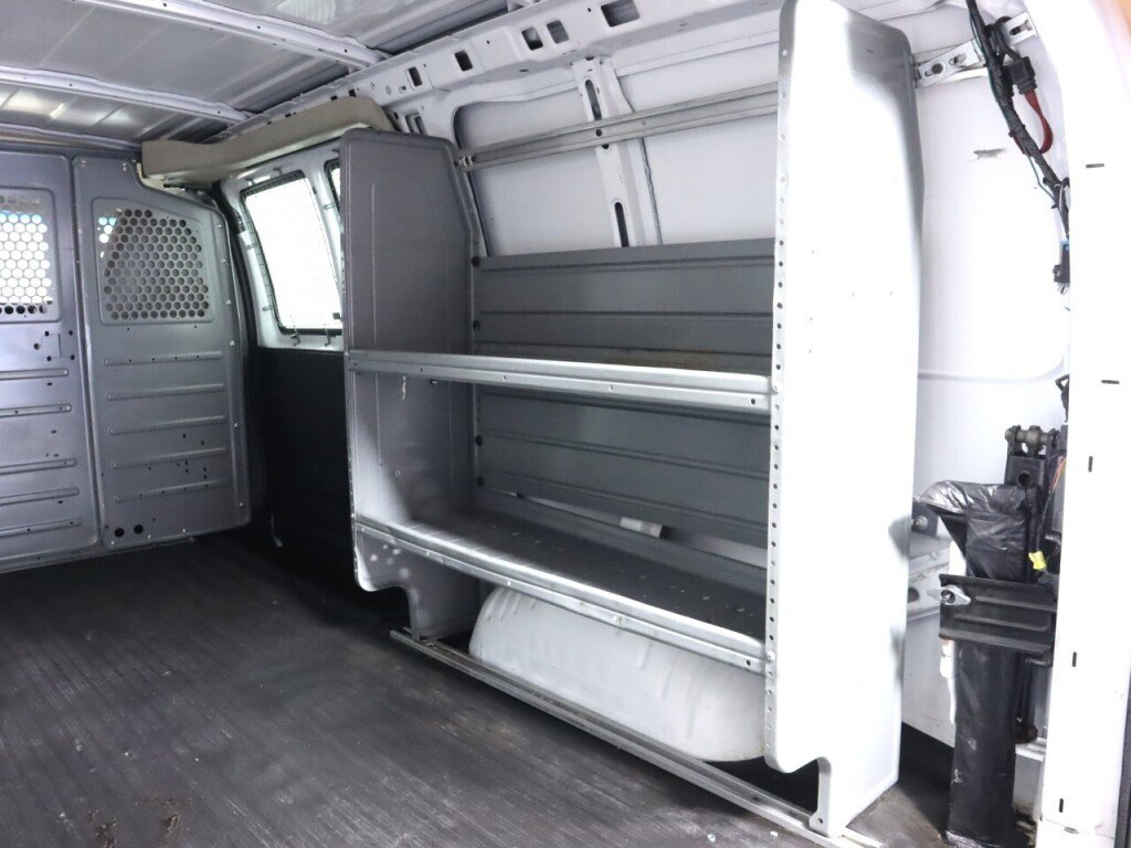 Used 2013 Chevrolet Express 1500 RWD image 23