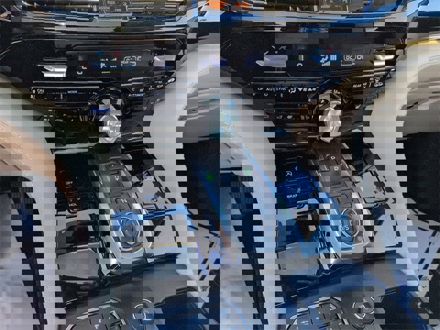 Used 2022 Acura MDX SH-AWD w/ Advance Package image 25