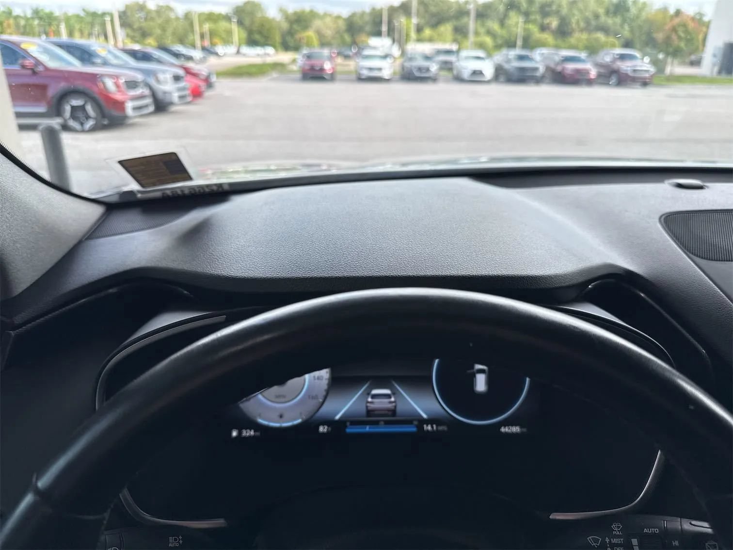 Used 2022 Hyundai Santa Fe Limited FWD image 6