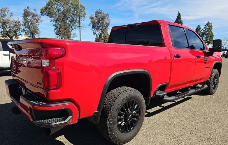 Used 2022 Chevrolet Silverado 2500 LTZ w/ LTZ Plus Package image 2