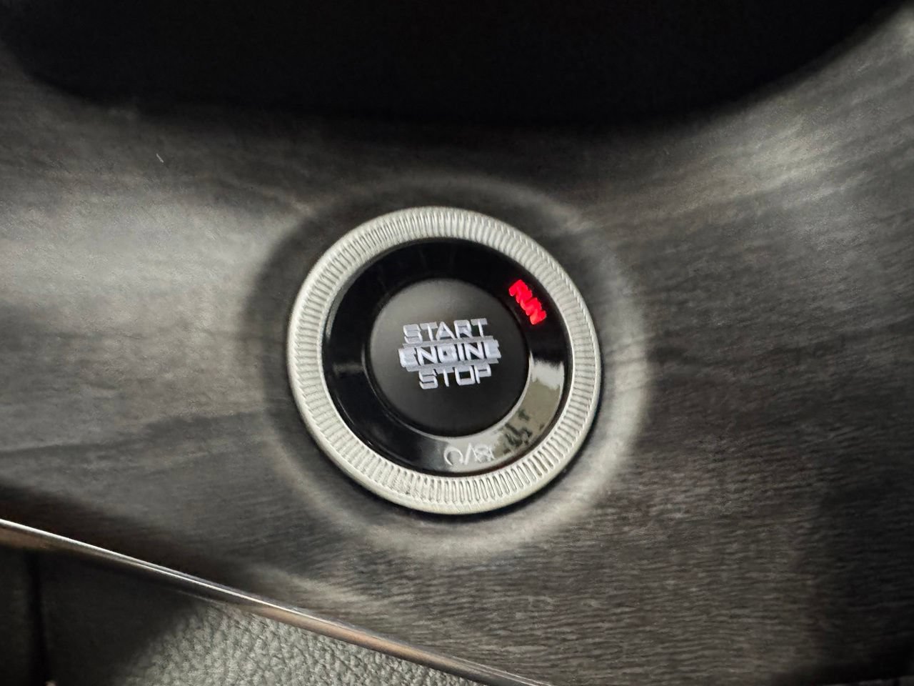 Used 2023 Jeep Grand Cherokee Overland AWD/4WD image 30