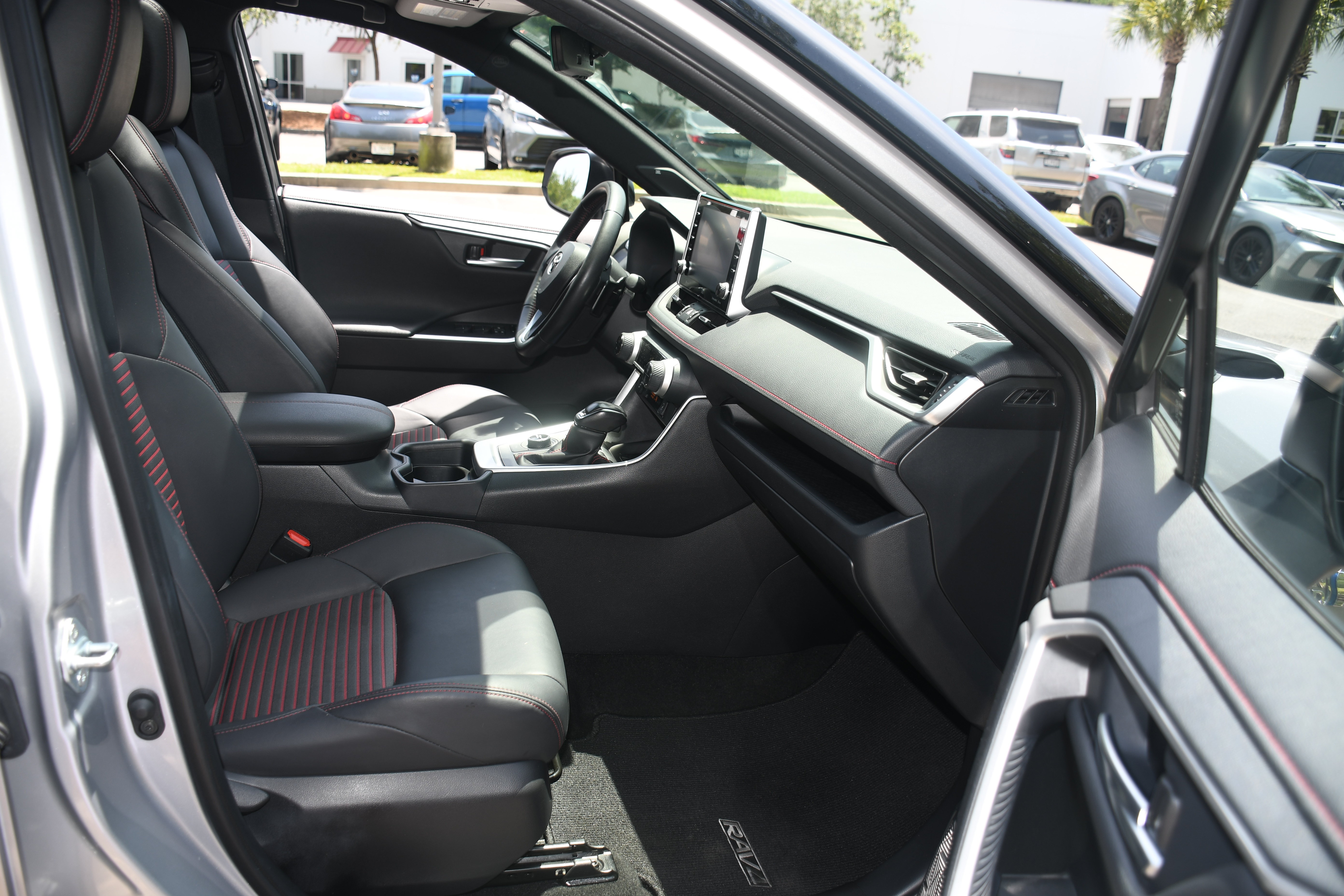 Used 2021 Toyota RAV4 XSE w/ Weather Package AWD/4WD image 22