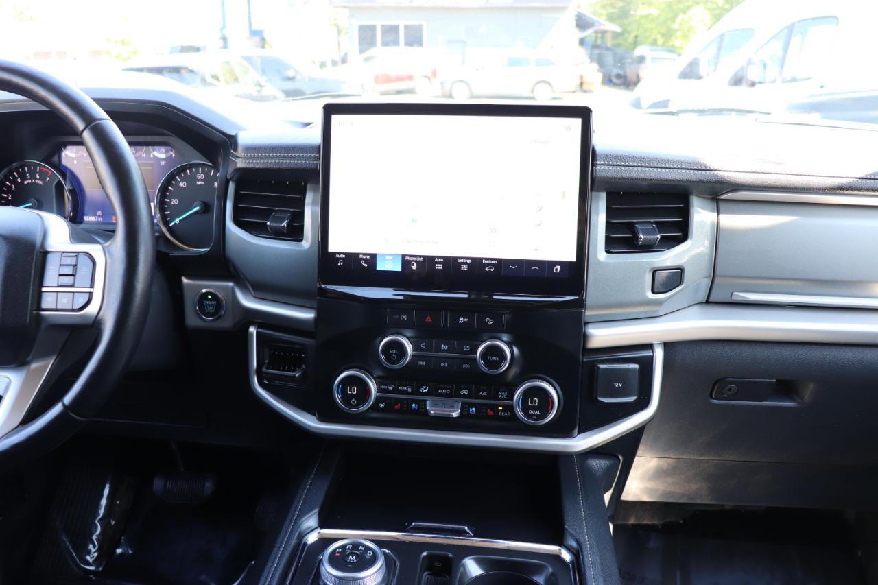 Used 2024 Ford Expedition XLT AWD/4WD image 21