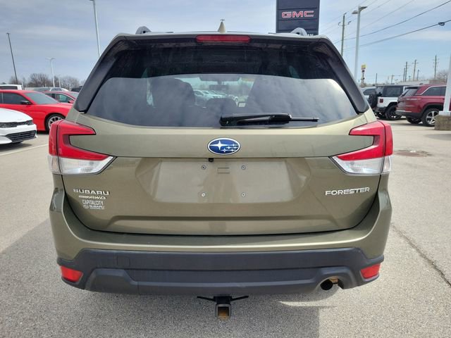 Used 2022 Subaru Forester Premium image 5