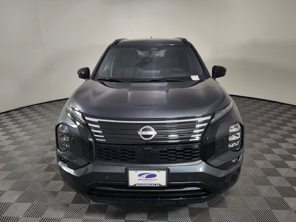 Used 2026 Nissan Rogue Platinum w/ Family Package AWD/4WD image 8