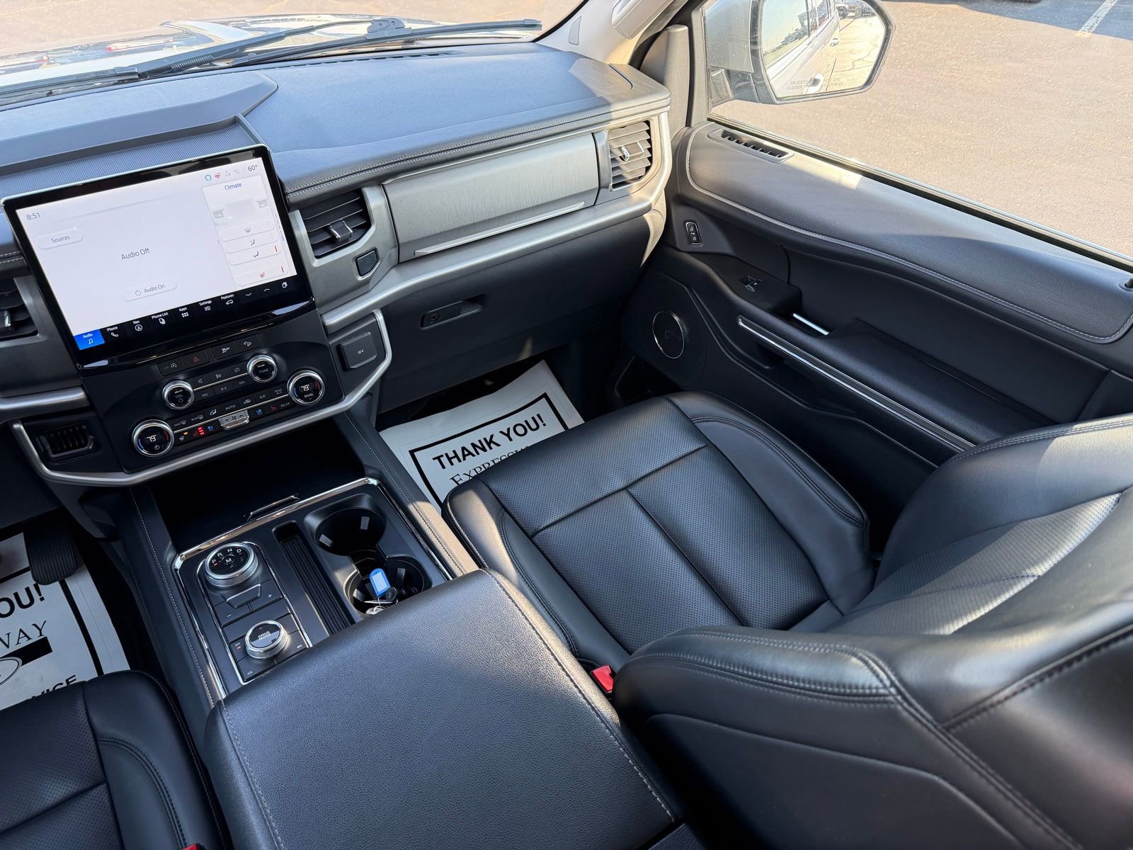 Used 2024 Ford Expedition XLT AWD/4WD image 19