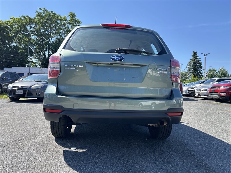 Used 2015 Subaru Forester 2.5i AWD/4WD image 5