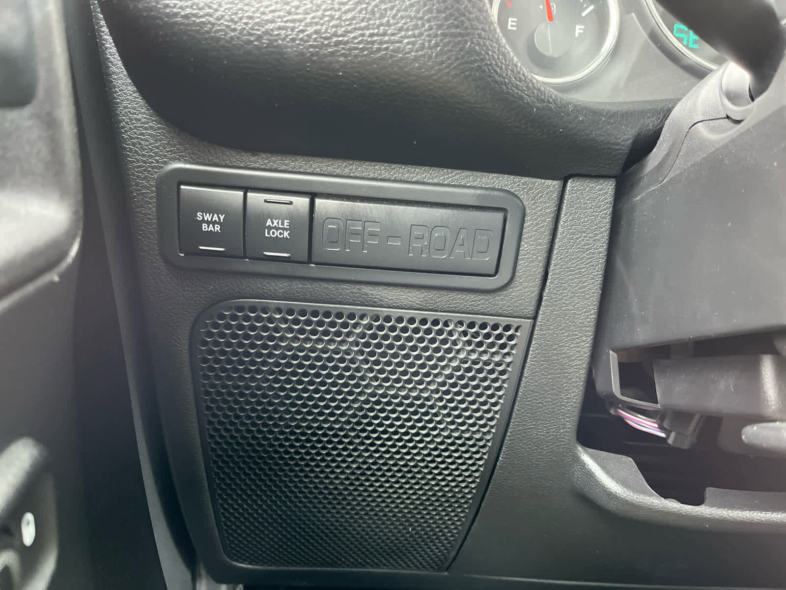 Used 2013 Jeep Wrangler Unlimited Rubicon w/ Connectivity Group image 12