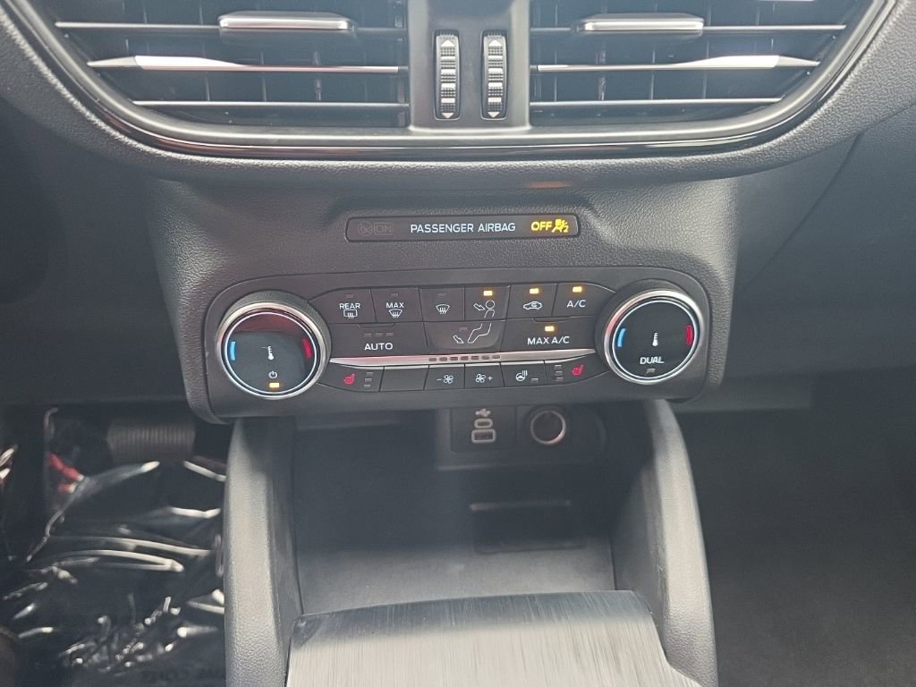 Used 2025 Ford Escape ST-Line w/ Equipment Group 301A image 23