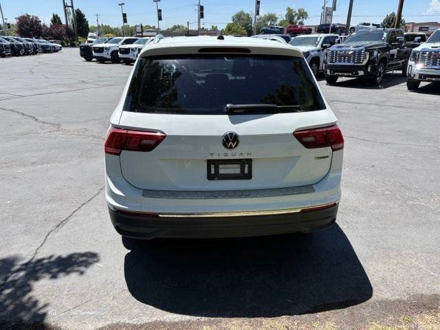 Used 2024 Volkswagen Tiguan SE AWD/4WD image 5