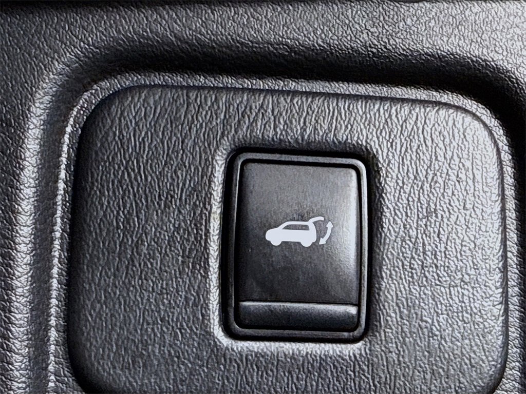 Used 2020 Nissan Murano SL w/ Moonroof Package image 31