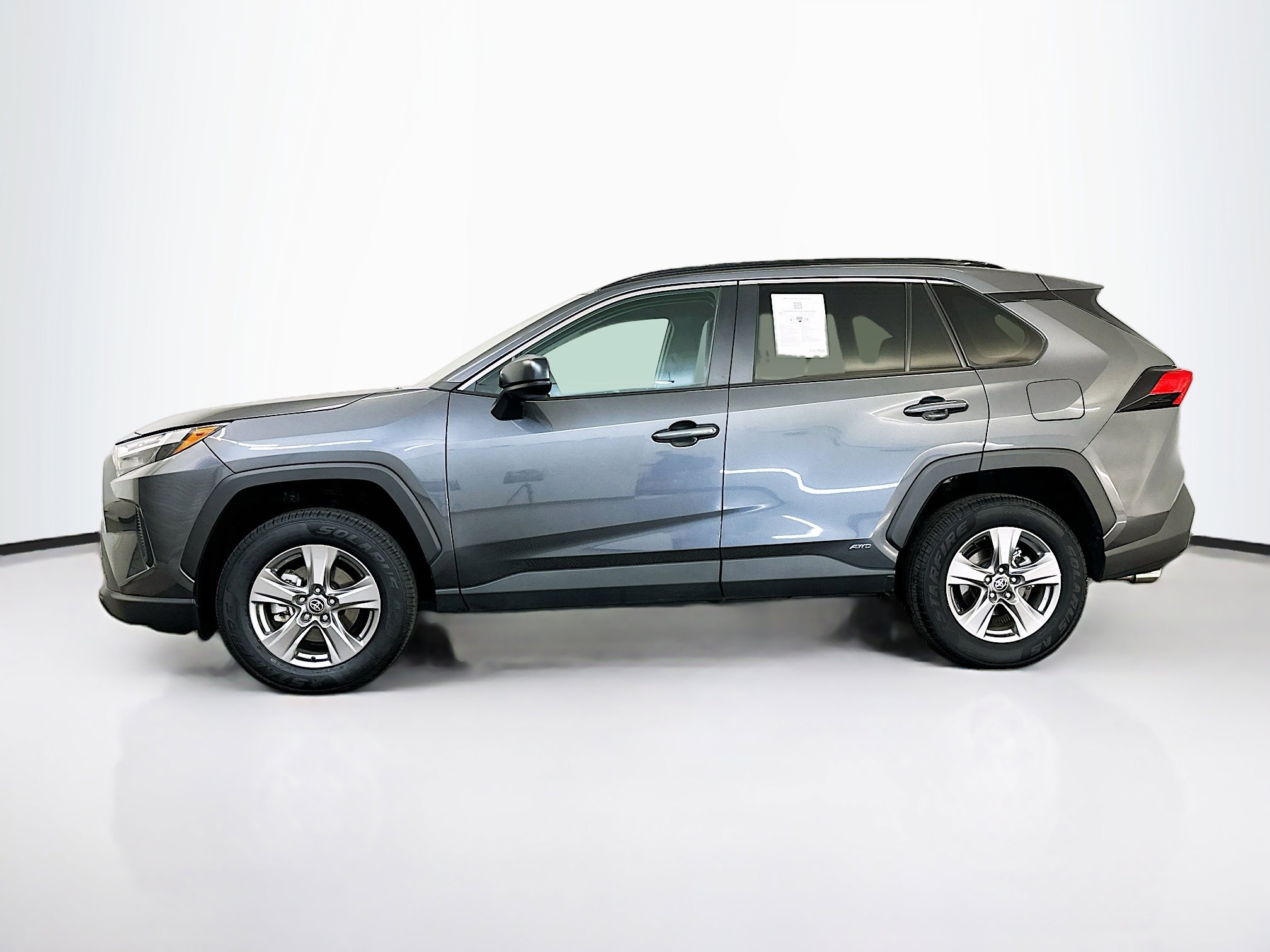 Used 2025 Toyota RAV4 LE image 4