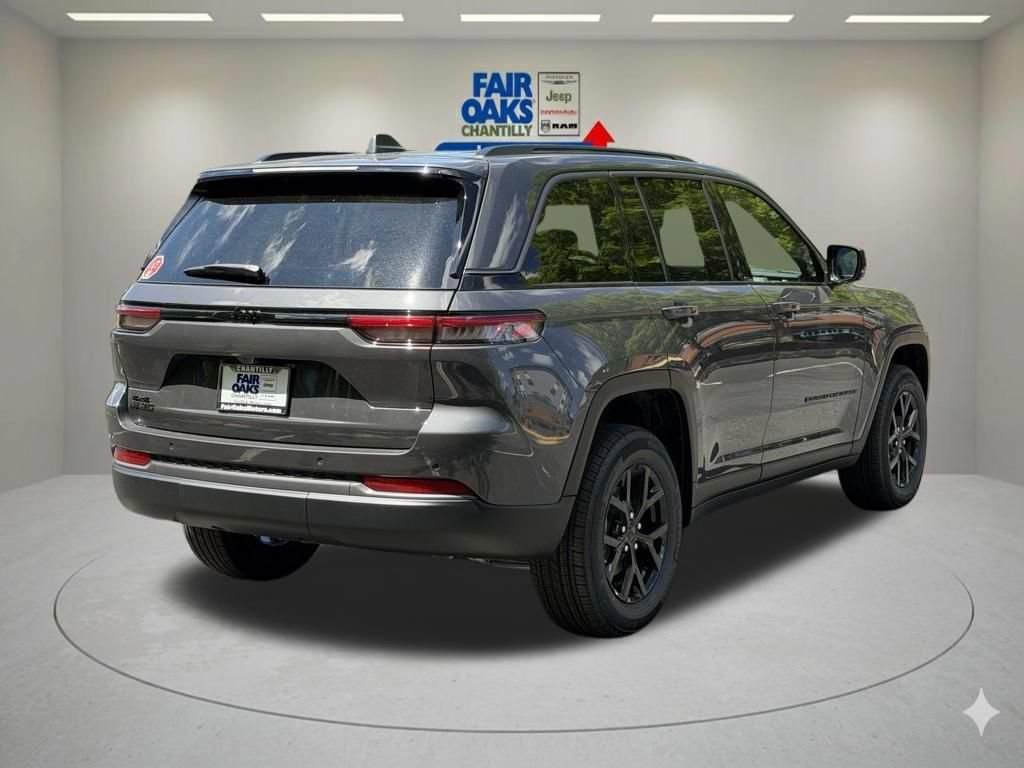 New 2026 Jeep Grand Cherokee Altitude AWD/4WD image 6