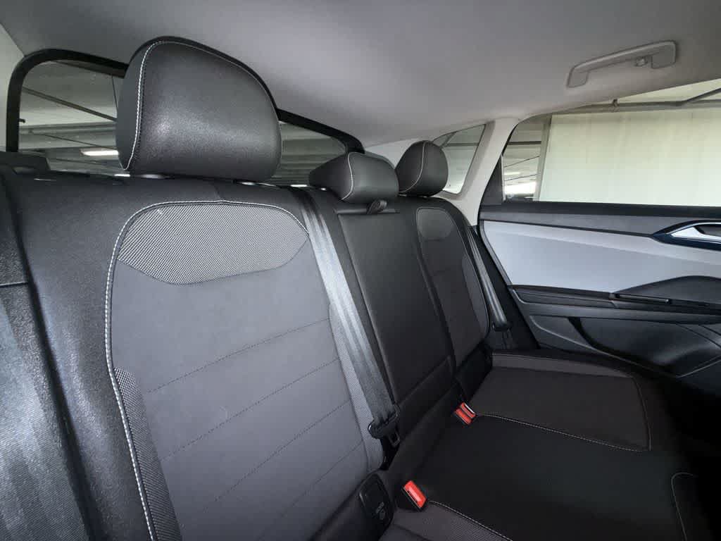 Used 2024 Volkswagen Taos SE AWD/4WD image 26