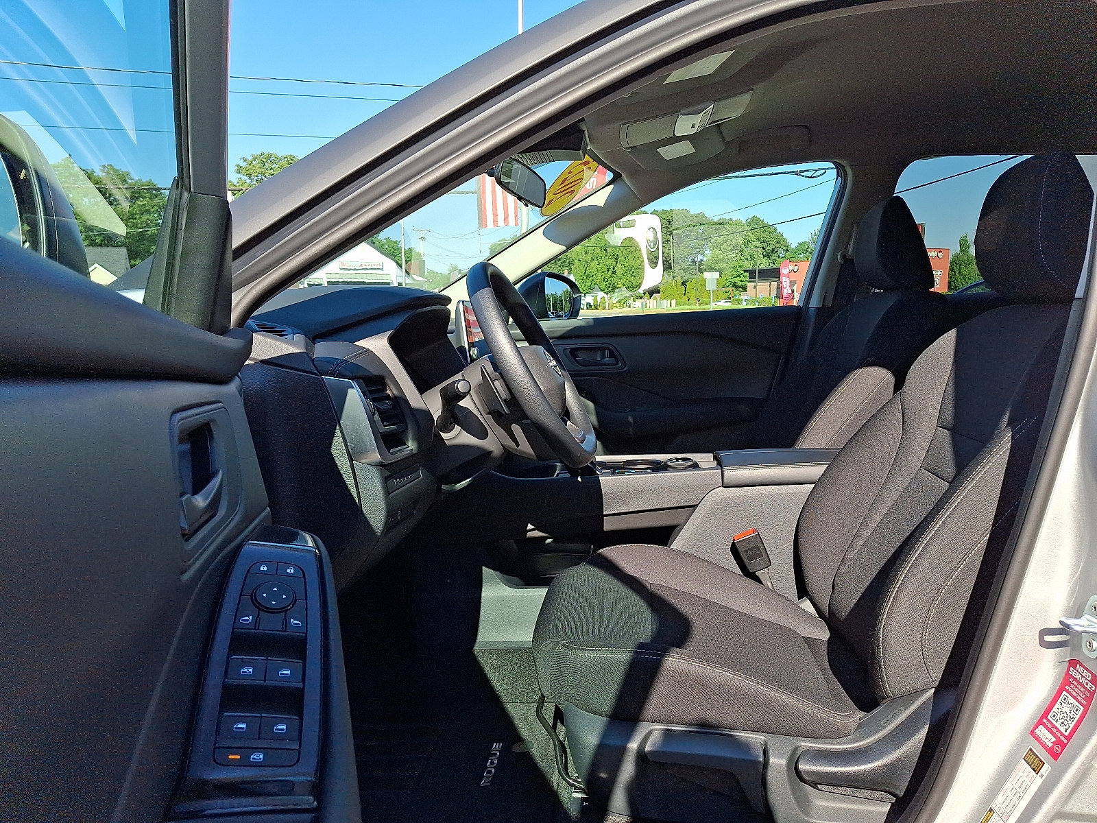 Certified 2025 Nissan Rogue S image 13