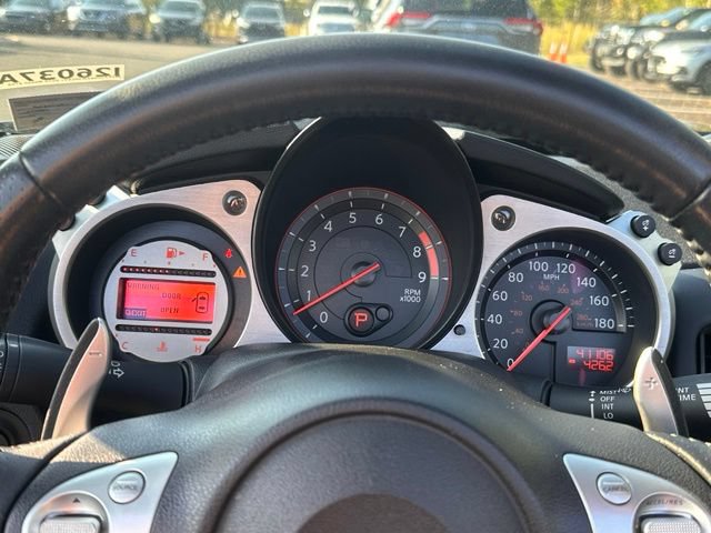 Used 2010 Nissan 370Z Touring RWD image 24