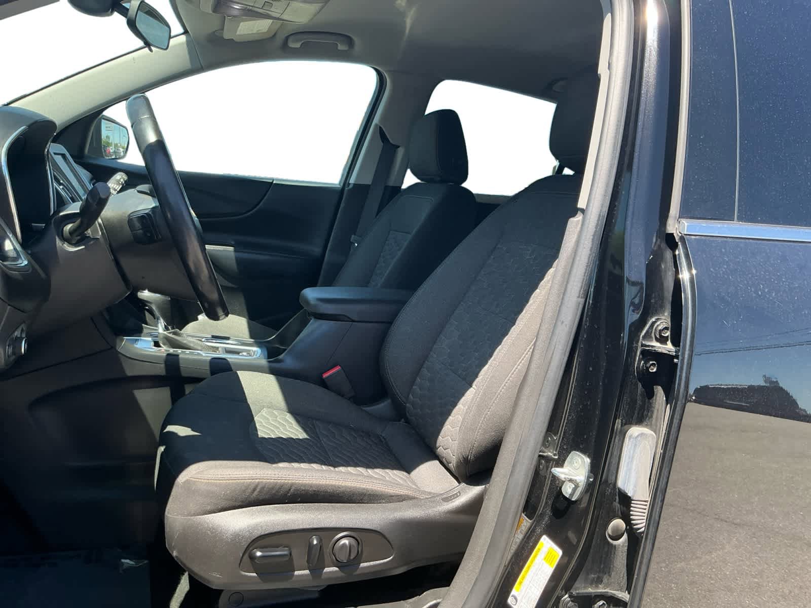 Used 2020 Chevrolet Equinox LT AWD/4WD image 9