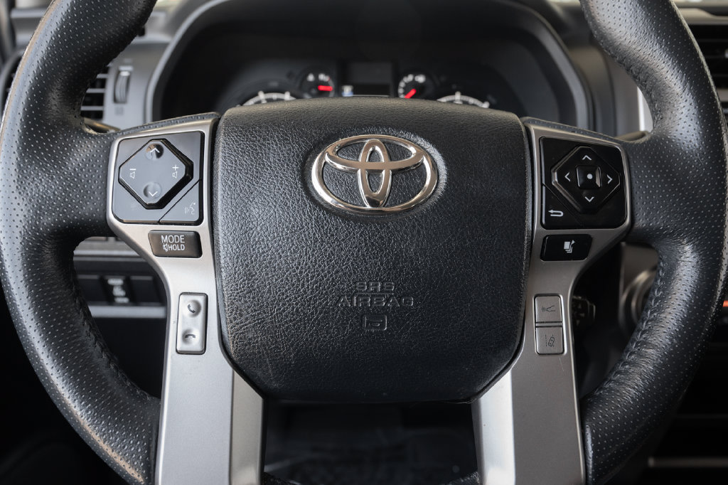 Used 2021 Toyota 4Runner SR5 Premium w/ Wilderness Package (TMS) RWD image 23