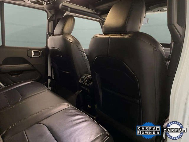 Used 2023 Jeep Wrangler Unlimited Sahara w/ Cold Weather Group image 19