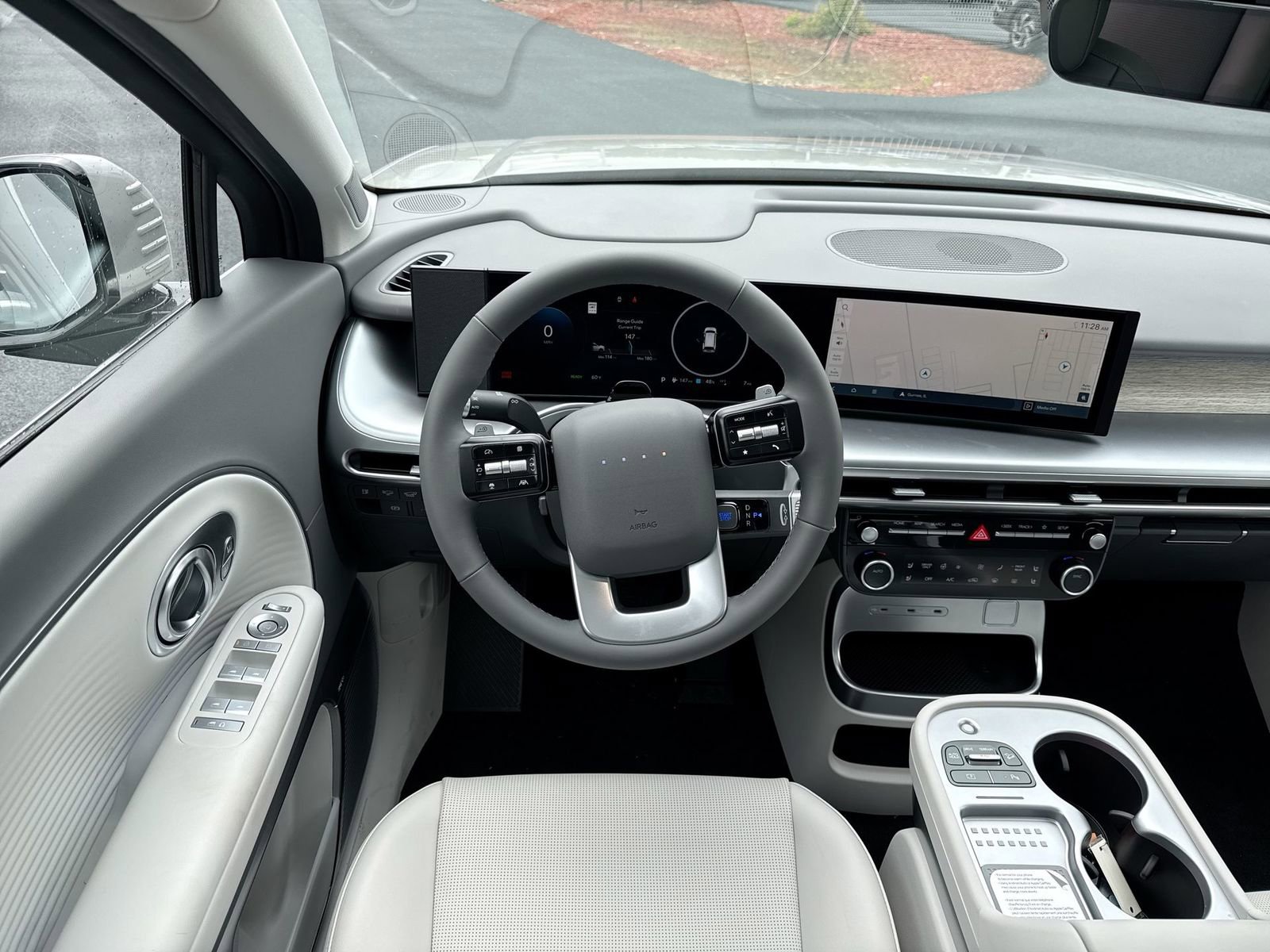 New 2026 Hyundai Ioniq 9 Limited image 16