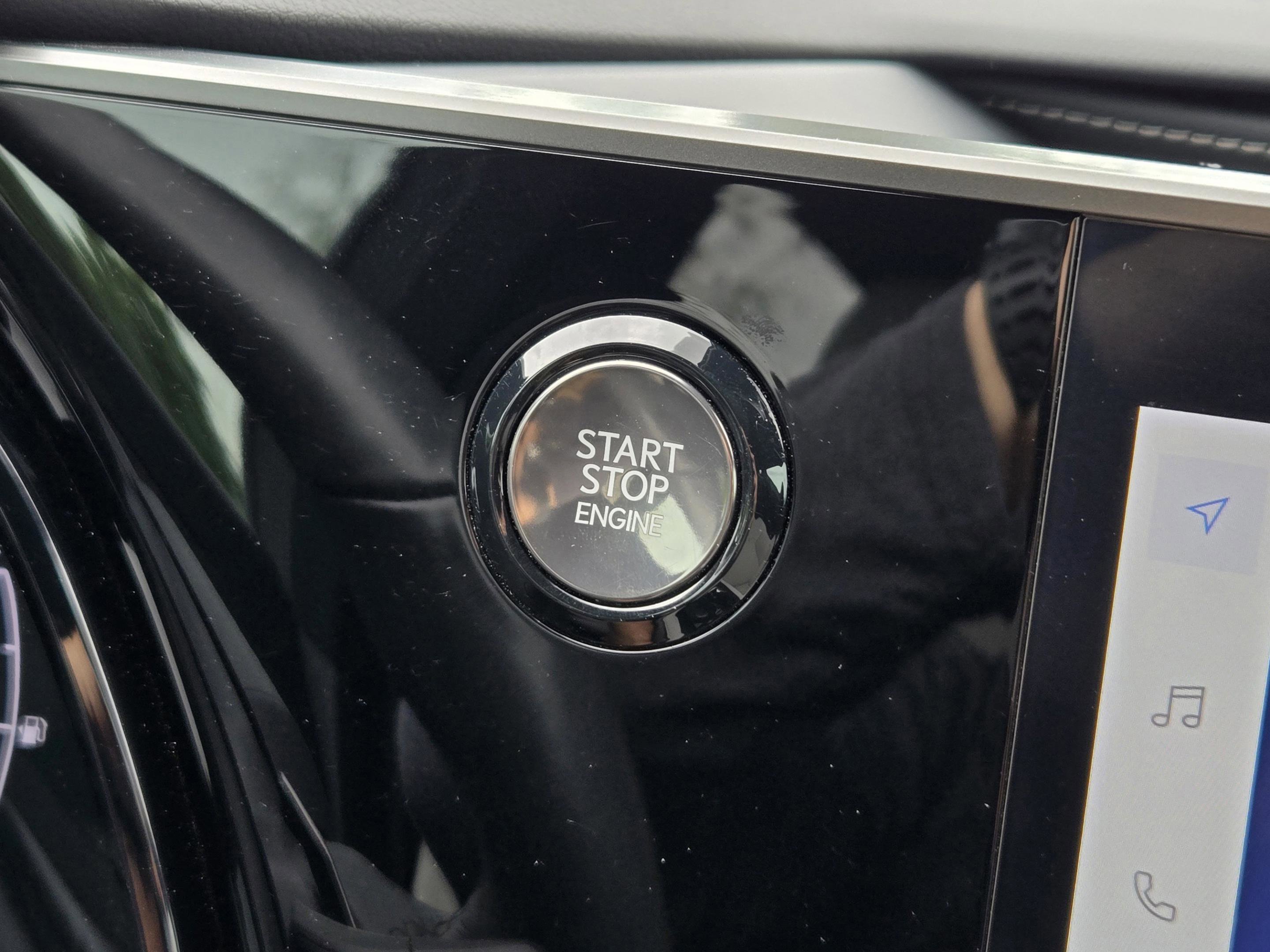 Used 2023 Lexus RX 350 Premium w/ Cold Area Package image 28