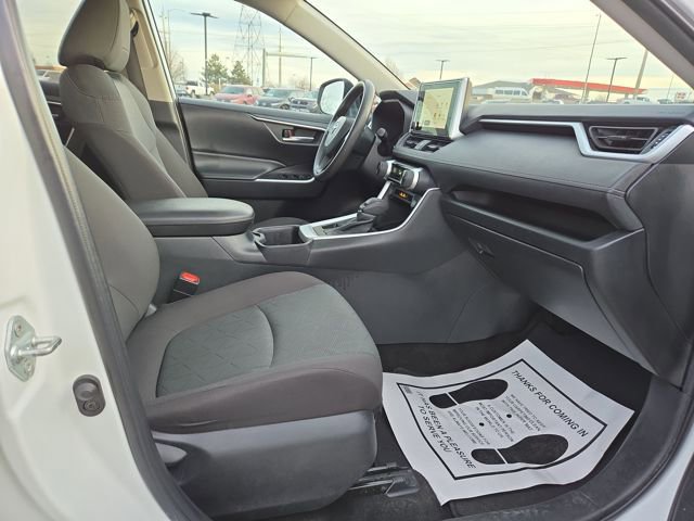Used 2023 Toyota RAV4 XLE image 33