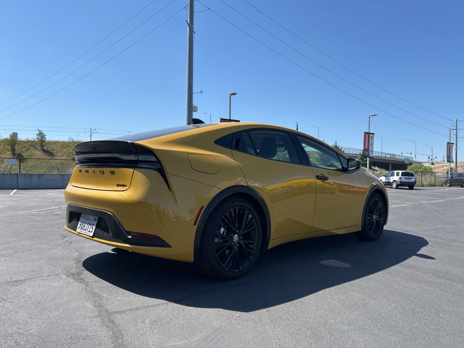 Used 2026 Toyota Prius Plug-In Hybrid image 4