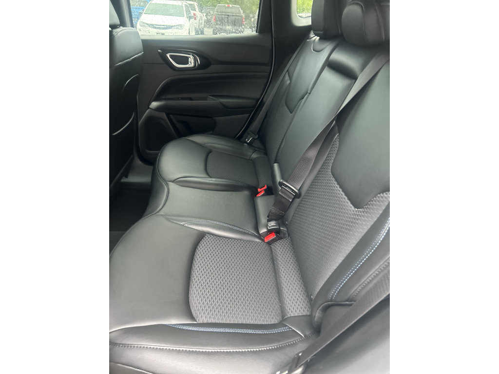 New 2026 Jeep Compass Latitude AWD/4WD image 9