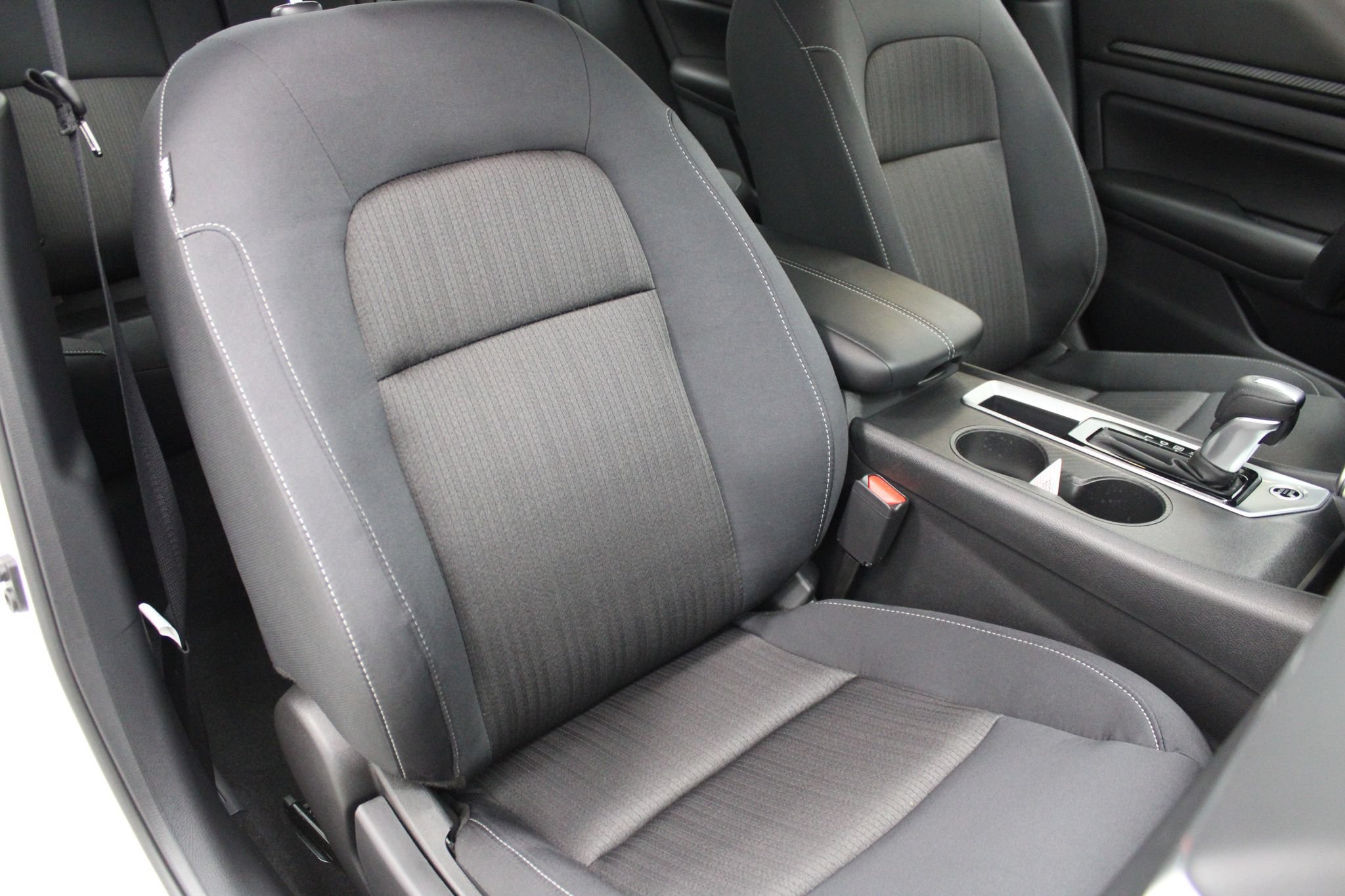 Used 2025 Nissan Altima 2.5 S FWD image 27