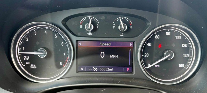 Used 2022 Buick Enclave Essence w/ Experience Buick Package FWD image 24