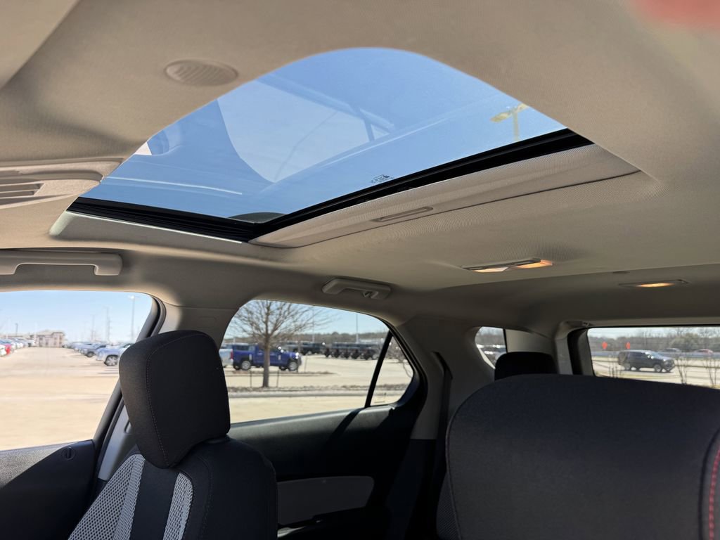 Used 2015 Chevrolet Equinox LT w/ Chrome Appearance Package image 23