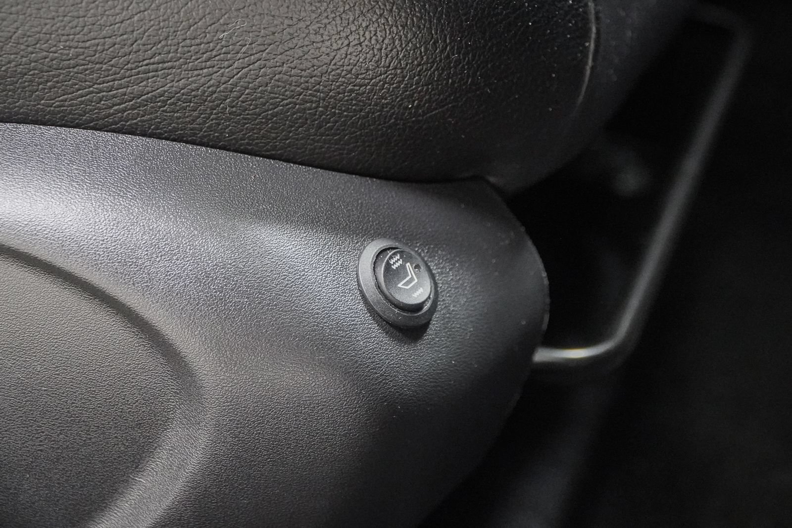 Used 2015 Nissan Altima 2.5 S w/ Power Driver Seat Package FWD image 34