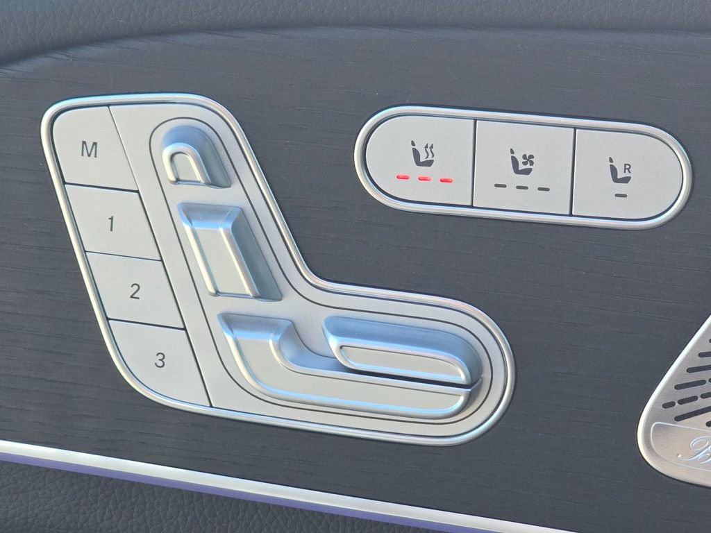 New 2026 Mercedes-Benz GLS 450 4MATIC image 6