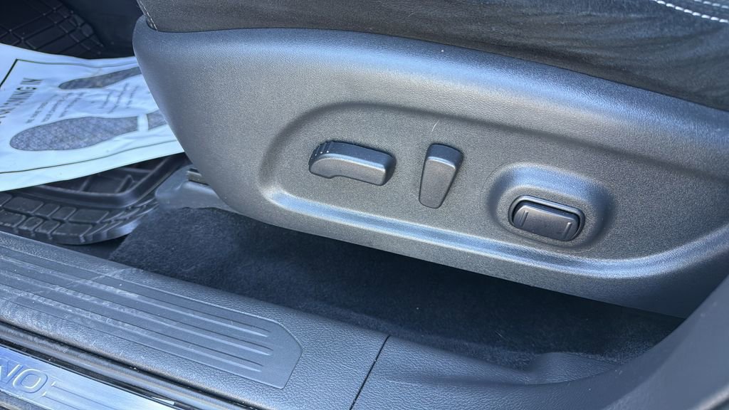 Used 2018 Nissan Murano SV w/ Cargo Package AWD/4WD image 25