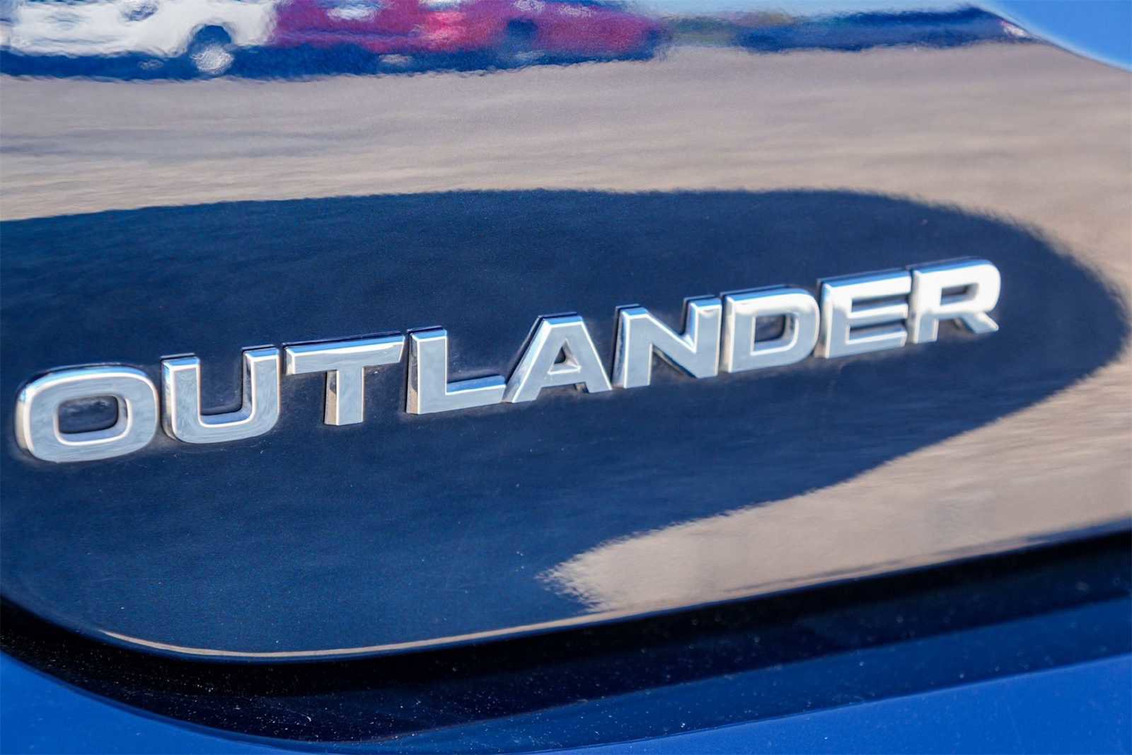 Used 2024 Mitsubishi Outlander SE image 7