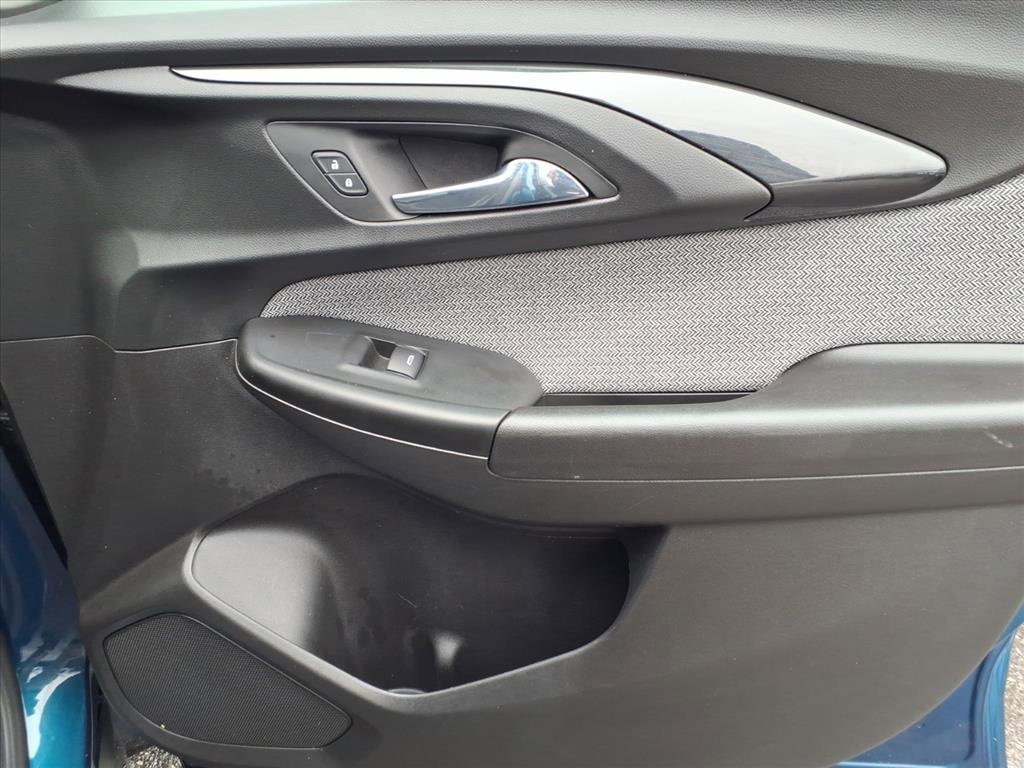 Used 2021 Chevrolet TrailBlazer LS image 15
