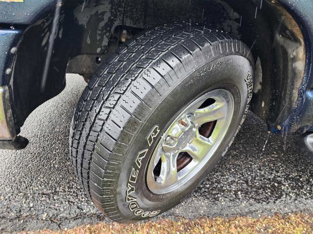 Used 2005 Dodge Ram 1500 Truck SLT w/ Trailer Tow Group image 9