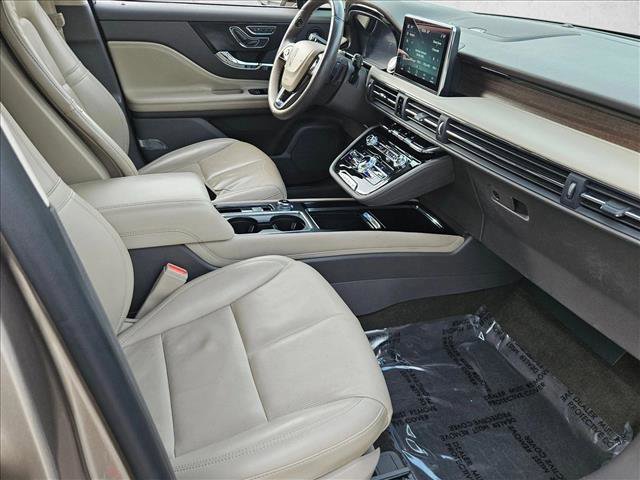 Used 2021 Lincoln Corsair Reserve w/ Elements Package image 21