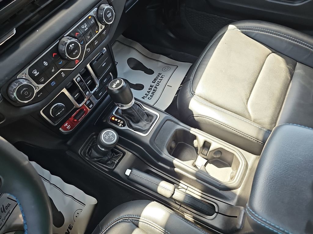 Used 2024 Jeep Wrangler Unlimited Rubicon 4xe image 30