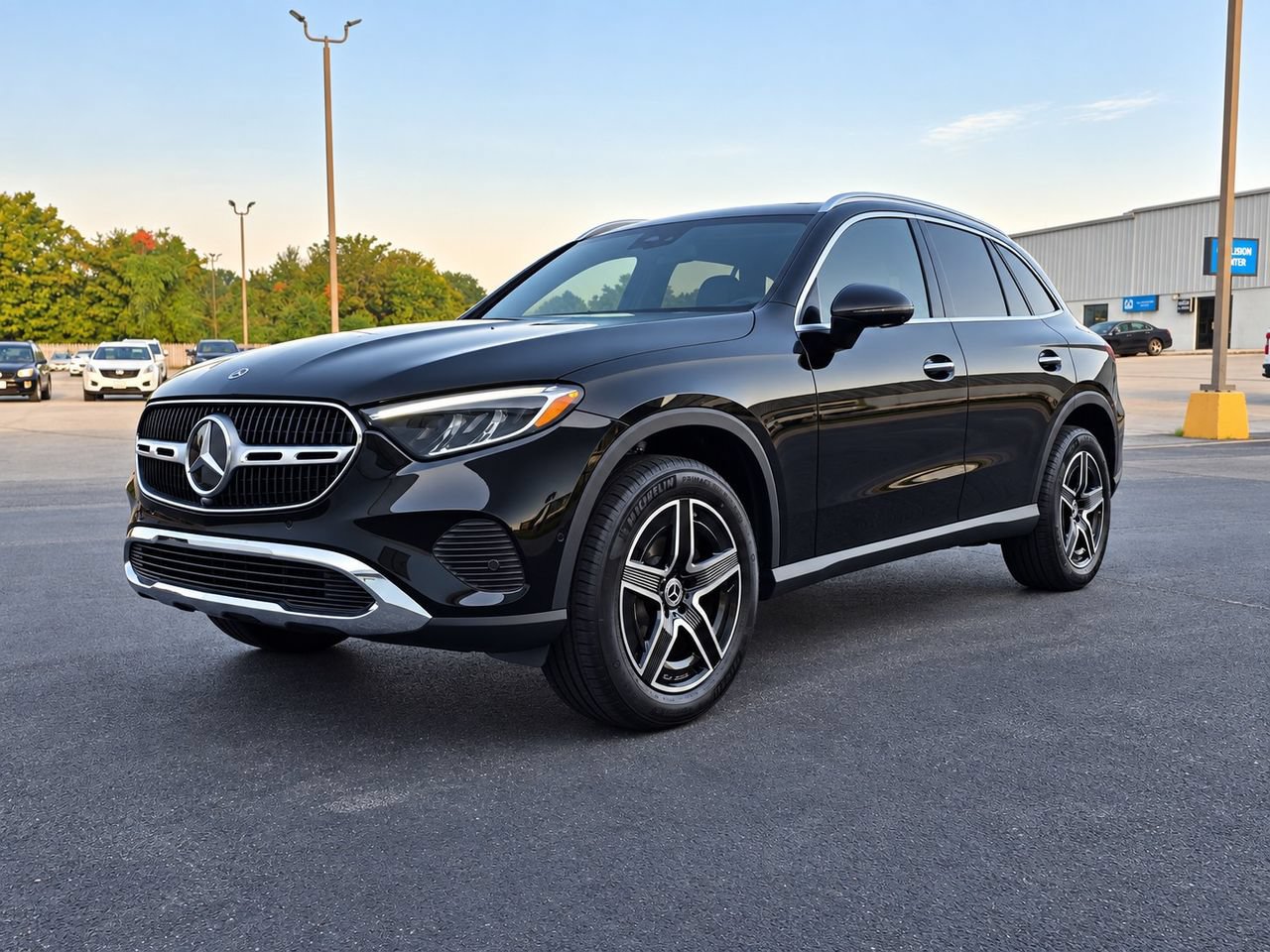 New 2027 Mercedes-Benz GLC 300 4MATIC image 3