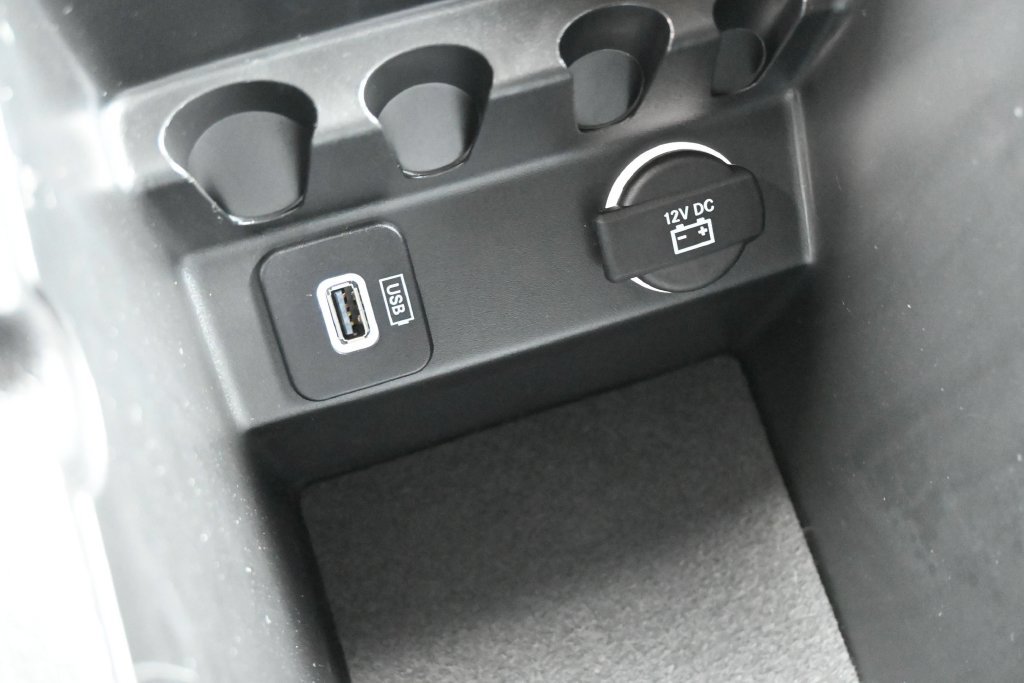 Used 2017 Jeep Cherokee Sport FWD image 11