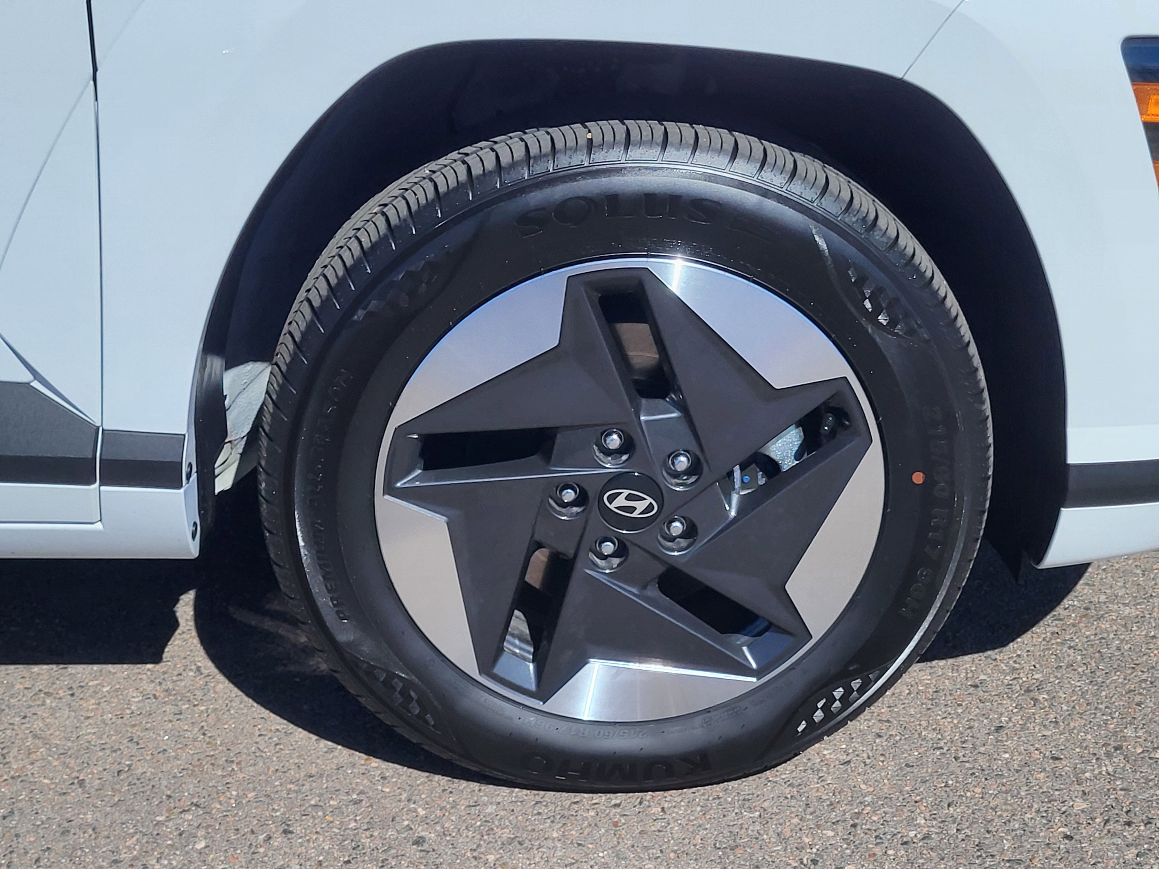 Used 2025 Hyundai Kona SEL image 8