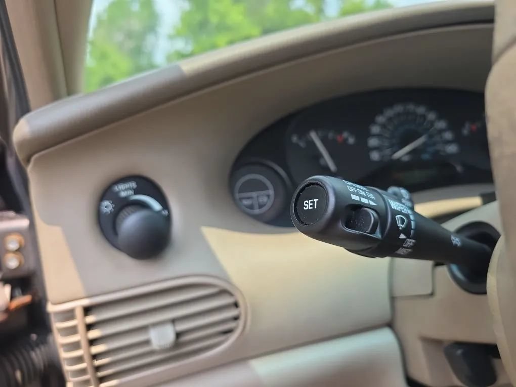 Used 2003 Buick Century Custom FWD image 19